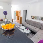 Lejlighed Moja - Two Bedroom With Terrace Zaton Doli
