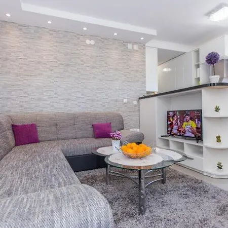 Moja - Two Bedroom With Terrace Apartment Zaton Doli