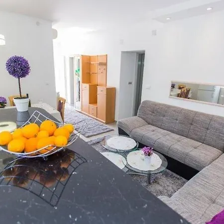Moja - Two Bedroom With Terrace Zaton Doli