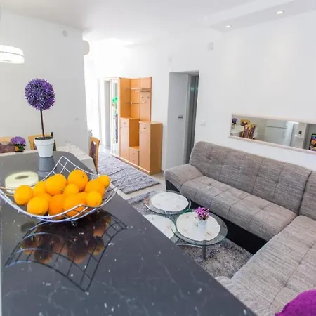 Apartment Moja - Two Bedroom With Terrace Zaton Doli