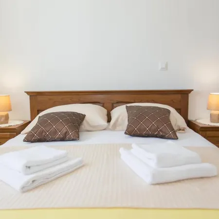 Moja - Two Bedroom With Terrace *