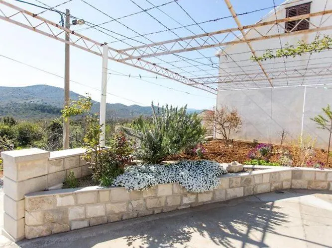 Moja - Two Bedroom With Terrace