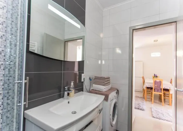 Moja - Two Bedroom With Terrace