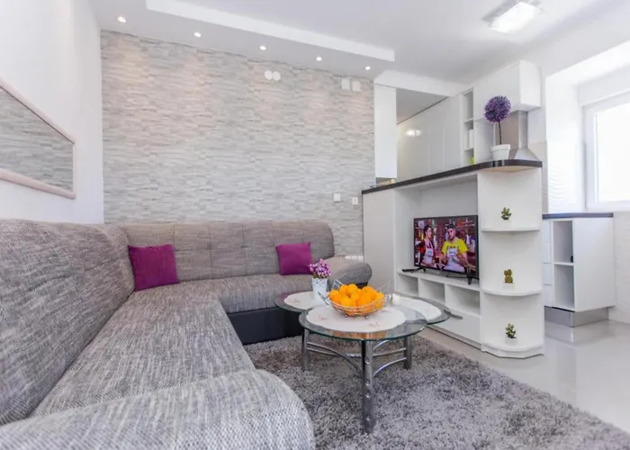 Moja - Two Bedroom With Terrace